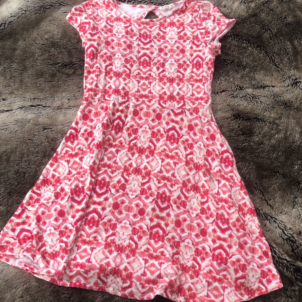 Short dress